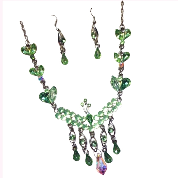 Peridot Crystal Necklace Set Of 2 - Picture 11 of 13